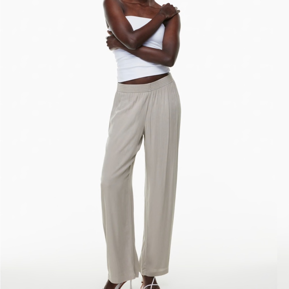 Babaton Aritzia Tribute Pant XS in BEIGE